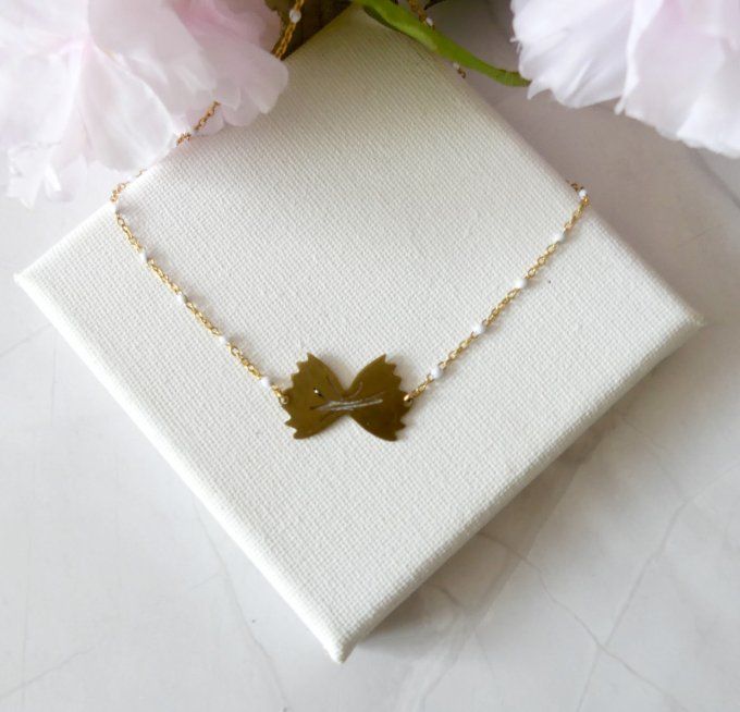 Collier de nouilles farfale en acier inoxydable blanc et doré