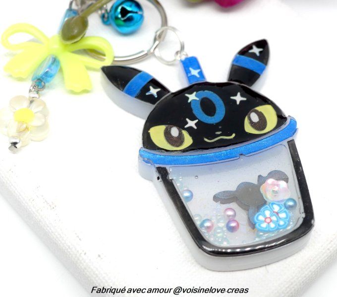 Porte clef secoue moi bubbletea Noctali Shiny